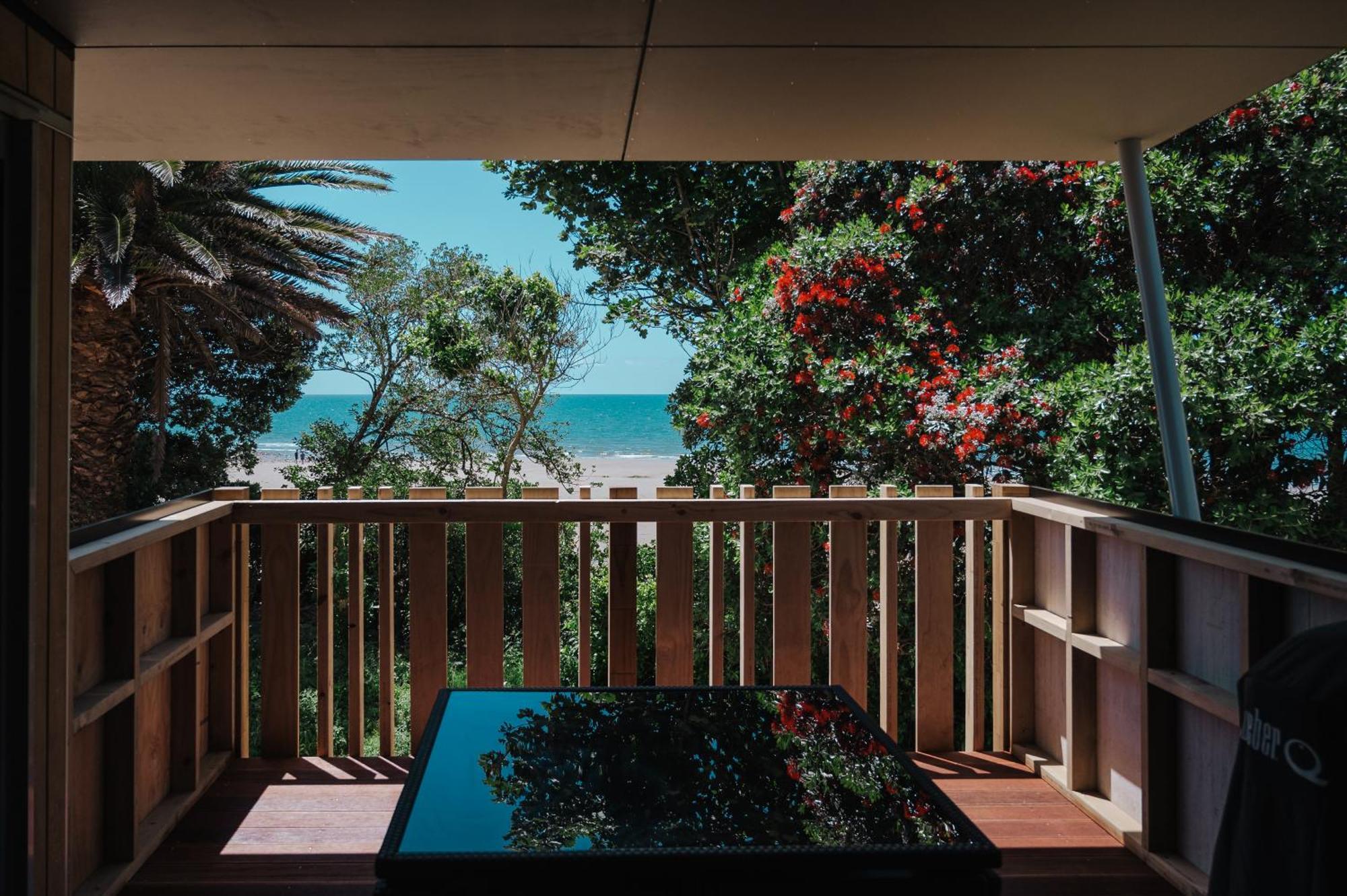 Golden Bay Holiday Park Onekaka Esterno foto